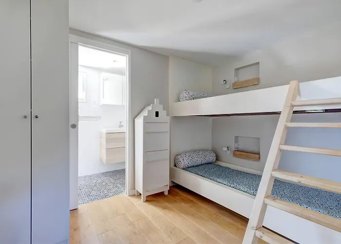 - Balcons Des Volcans - Vue Puy De Dome Apartament *