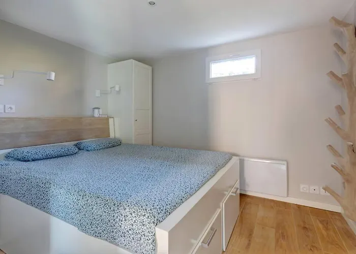 - Balcons Des Volcans - Vue Puy De Dome * Saint-Genès-Champanelle